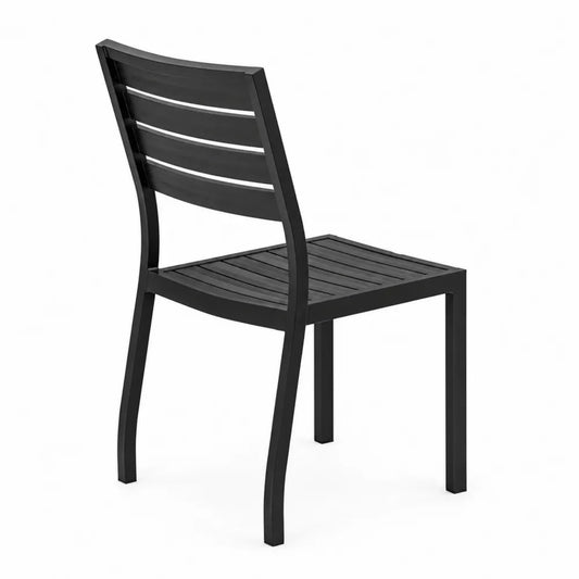 Sedia in metallo nero